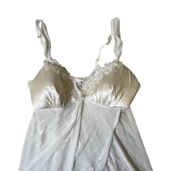 NWT 1X Ivory White Angelic Fairycore Ethereal Satin and Chiffon Gown Bridal - Picture 6 of 8